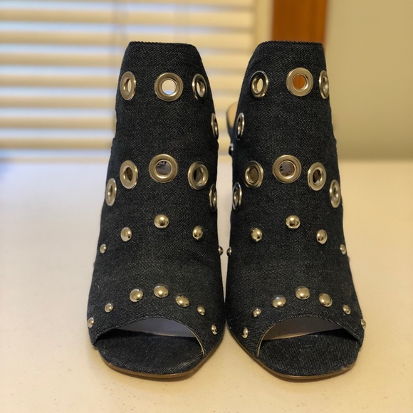 Steve Madden Jean heels - Picture 2 of 3